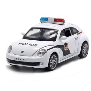 1/32 Beetle, полицейская машина, модель из сплава, световой звуковой эффект, четыре двери, электронные литья под давлением, игрушечные транспортные средства
