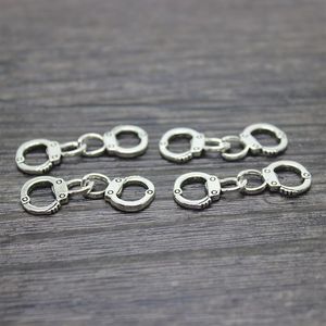 30pcs Lot 31x11mm Antika Gümüş Kelepçesi Cazibesi Kolye257W