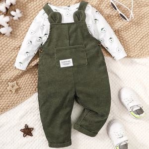 Giyim setleri 324 ay erkek bebek sevimli küçük ayı baskılı set beyaz uzun kollu top yırtıcı kayış pantolonlar sonbaharda yürümeye başlayan kız 231013