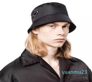 Yeni stil lüks koleksiyon kovası şapkaları kadın moda marka tasarımcısı havza şapkası naylon güneş kapağı siyah açık seyahat şapka erkekleri