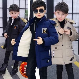 Jackets 2023 414 Years Very Keep Warm Winter Boys Jacket Teenager MidLength Plus Velvet Thickening Hooded Cotton Coat For Kids 231016