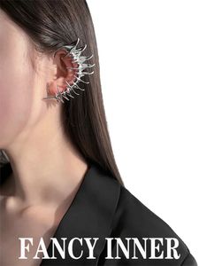 Saplama Cyberpunk kulak klipsli iskelet, kadınlar için gümüş renkli metal unisex ins çift çift küpe mücevher hediyesi 231016