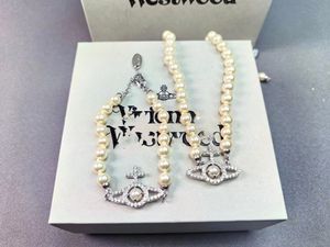Designer colar pingente colares jóias femininas requintado artesanato cinto oficial logotipo clássico atacado luxo designers pulseira com caixa