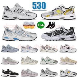 NB 530 Sneakers New Balance Shoes Buyut Beyaz Gümüş Deniz Tasarımcısı'nda Kadınlar için Tasarımcı 530 Sneakers