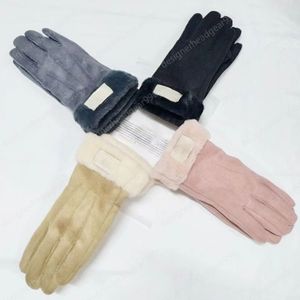 Eldivenler Tasarımcı Sonbahar ve Kış Sıcak Peluş Peluş Rüzgar Geçirmez Beş Parlayan Eldivenler Kürk Entegre Plus Velvet Süet Slip Anti-Slip Bisiklet Mektubu Marka Eldivenleri Kayak