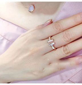 Япония и Южная Корея Простота CNC Desinger Tiff Кольцо Женская мода Титановая сталь Позолоченное розовое золото Пары Оптовая продажа