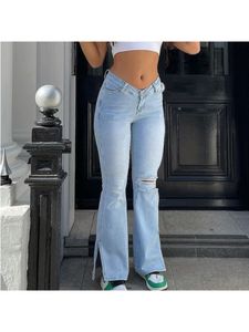 Calças jeans divididas em cores puras da moda para mulheres