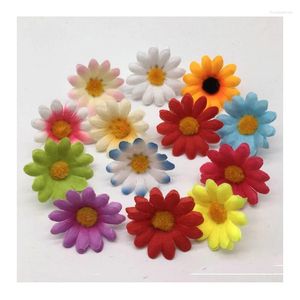 Dekoratif Çiçekler 50 PCS Mini Chrysantemum Kafa Karışımı Güneş Çiçek Ayçiçeği Düğün İpek Diy Daisy Yapay 4cm