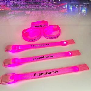 Charm Bilezikler Freenbecky Bilezik Pembe Konser Desteği LED Luminous Wristband FANS