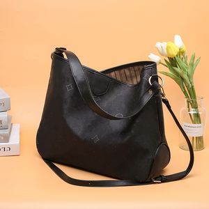 Zarif yüksek kaliteli tasarımcılar kadın büyük alışveriş çantaları hobo cüzdanlar bayan çanta kabartma deri crossbody omuz kılıf moda çantası cc