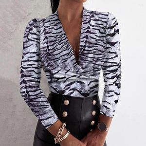 Женские блузки с v-образным вырезом, женский топ, стильная блузка с леопардовым/тигровым принтом, глубокая блузка с v-образным вырезом, элегантная приталенная толстовка с рюшами на весну/осень
