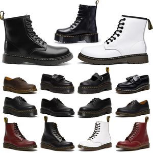 2024 Novas botas de grife de luxo femininas Botas de tornozelo top couro preto Martin meia botas doc martens botas de cowboy joelho clássico botas de neve ao ar livre botas de inverno