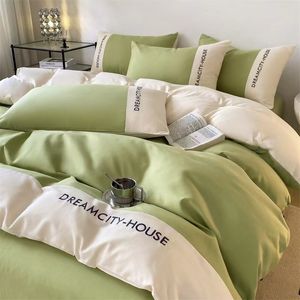 Bedding Sets Designer High-quality Home Pure Cotton Bedding Washed Wool Four-piece Double Set Solid Color Quilt Set Bed Sheet Student Dormitory Designer Blanket