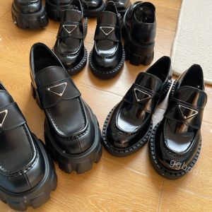 Monolith Siyah Tasarımcı Loafers fırçalanmış deri kadın loafer dantel up ayakkabı üzerinde kadın oxford tıknaz lüks mat pabucu taban parti düğün ayakkabı 42