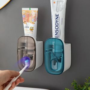 Toothbrush Holders 1 PCS Automatic Toothpaste Dispenser Bathroom Accessories Wall Mount Lazy Squeezer Holder 231026