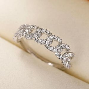 Cluster Rings Huitan Link Chain Design Finger Ring Women Full Paved Shiny CZ Hip Hop Style Girls Cool Accessories Fancy Gift Versatile