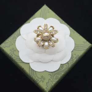 Дизайнерское кольцо, винтажное латунное кольцо из 14-каратного золота, двойной алфавит, жемчужный цветок, хрустальный цветок, комбинированное кольцо, выбор нескольких стилей, подарок, высокое качество в коробке