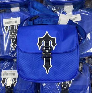 Trapstar Messenger Naylon Crossbody Bag Kadın Erkekler Rapçi İngiltere Sıcak Trapstars Irongate Cobra T Lüks Tasarımcı Çantalar Omuz Su Geçirmez Sırt Çantası