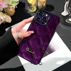 Moda Tasarımcısı Camellia Tree Fuzz Telefon Kılıfı iPhone 15 Pro MAX 14 13 12 MINI 11 XS XR X 8 7 Artı 14 Plus Moda Baskı Tasarım Klasik Mektup Back Cover Lüks Telefon Kılıfı