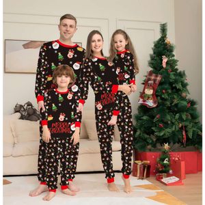 Noel Geyiği Pamas 2023 Noel Geyiği Noel Baba Baskı PJS Yetişkin Çocuk Giysisi Kıyafet Seti Bebek Tulum+Köpek Giysileri