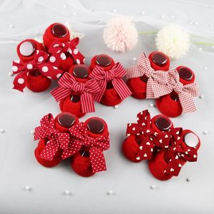 Saç aksesuarları 2pcs/set doğumlu bebek kız çorapları ile baş bandı çizgisi kafesi kafes dot yay bebek toddler prenses çocuk duş hediyesi