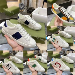 Tasarımcı Sneakers Kadın Erkek Günlük Ayakkabılar Beyaz Sneaker ClassicStripe Ayakkabı Kanvas Ekleme Hayvan Nakış Açık Eğitmenler Kutulu Boyut 35-48