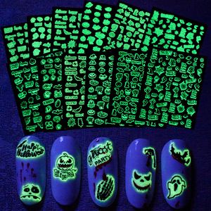 Хэллоуин светящиеся 3D -клейкие наклейки для ногтей призрачные крики вечеринка наклеек светятся в темноте для искусства гвоздей