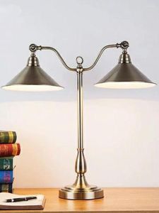 Masa lambaları Amerikan Endüstriyel Denge Ölçekleri 2 Kafa Led Lambası Ofis Çalışma Oturma Odası Vintage Loft Dekor Masası Işık Fikstürleri