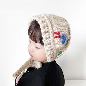 Chapéus coreanos de chapéus de crochê artesanal de madrugada de malha de malha de malha floral outono inverno infantil garotão de criança acessórios 5-20m