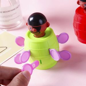 Маски для вечеринок 1 Set Mini Kids Funny Gadget Pirate Barrel Game Toys для детей Lucky Stake Up Toy