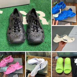 Lüks Sandal HD Dantelli Sneaker Track Track Sandals Kauçuk Su Geçirmez Slayt Turist Croc Madam Havuz Kalıp Kapalı Flip Flops üzerinde Ayakkabı Boyutu 36-45