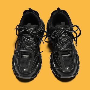 Tasarımcı Lüks Kadın Erkek Günlük Ayakkabı Parça 3.0 LED Sneaker Işıklı Gomma deri Eğitmen Naylon Baskılı Platform Sneakers Erkekler Hafif Eğitmenler Ayakkabı 36-45 H925