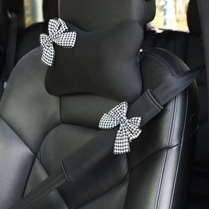 Yeni araba emniyet kemeri kapağı omuz pedi başlık başlık boyun yastık bel destek nefes alabilen kafa dinlenme bow-bot otomatik iç dekor