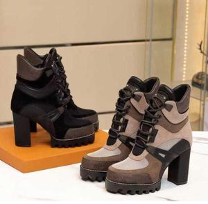 2022 Kadın klasik Chelsea çizme Beaubourg ayak bileği çizme Hakiki Deri Rahat Platform ayakkabılar jakarlı tekstil Bağcıklı Martin çizmeler Kutu 330