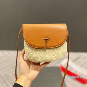 Designer -Mini Bag Flap Crossbody Spalla Pochette Borse da donna morbide Borsa piccola Qualità Peluche Cashmere Vera pelle Lettera Hardware Cena Borse a mano Pouc