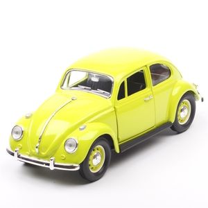 Diecast Model Araba 1 24 Klasik Mini Superbug Beetle 1967 Vintage Diecasts Araç Minyatür Metal Model Ölçeği Böcek Araba Otobüs Oyuncakları Koleksiyon Hediyeleri 220930