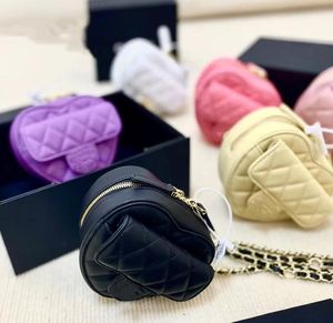 Tasarımcı Kalp Şeklinde Zincir Omuz Çantaları Çapraz Vücut Para Çantası Renklemli Deri Moda Mini Cüzdan Lüks Klasik Kız E bir Eşek Çantası Değişim Çantası