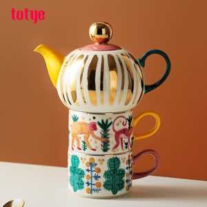 İngilizce öğleden sonra kahve çayı setleri elle boyanmış altın pot 2 bardak yaratıcı hediye seramik çay fincanı tenceresi