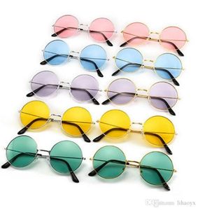 Оптовые ретро -круглые солнцезащитные очки металлическая рама красочные солнцезащитные очки для мужчин и женщин Модные аксессуары DC397