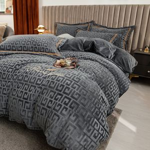 Bedding sets Luxury Set Winter Thicken Milk Velvet Bed Sheets Duvet Cover Pillowcase Adult Linen Bedroom Comforter 221206