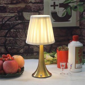 Masa lambaları Amerikan retro Led lambası şarj edilebilir bar kahve restoranı kumaş masa hafif dokunuş Sesnor Dimmable gece