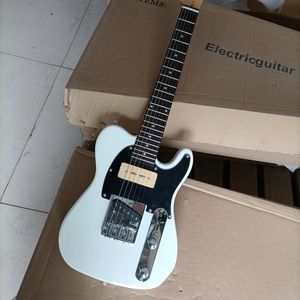 Mini Boyut 6 Dizeler Siyah Pickguard Rosewood Kıvresi ile Elektro Gitar Özelleştirilebilir