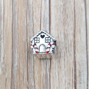 925 Gümüş Boncuklar Gingerbread House Charm Charm Pandora tarzı takı bilezik kolye 798471c01 Annajewel