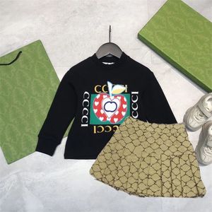 Completi di vestiti per ragazze Abiti firmati Abito per bambini in cotone per bambini Set di vestiti per bambini di marca classica Pantaloni con gonna con cappuccio di design di lusso