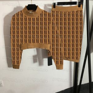 Mektuplar Kadın Sweaters Etek Takım Vintage Uzun Kollu Jumper Üstler Sonbahar Bahar Örgü Elbise