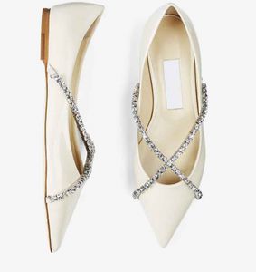 Zarif Genevi Düz Elbise Flats Kadınların Sandal Balerinler Ayakkabı Yürüyen EU35-43 Konfor Yaz Sözlü To Mükemmel Markalar Lady Düğün Gelin Kaydı