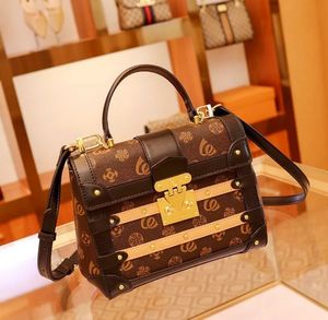 Дизайнеры Классические сумки Сумки Сумки на ремне Сумка-портфель для девочек Fashion Trend bag Shopping banquet leisur 2022Hot