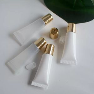 Atacado PE Cosmetic 10ml 15ml Lip Gloss Tube Squeeze Mini Garrafas Tubos de plástico embalando com tampa dourada Bala essencial Bala