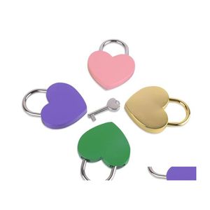 Kapı Kilitleri Toptan 7 Renkler Kalp Şeklinde Eşmerkezli Kilit Metal Mitcolor Anahtar Asma Kilit Spor Araç Seti Paket Yapı Malzemeleri Damla Del Dhu3C