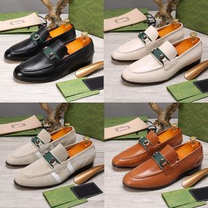 Erkekler Loafer'lar Lüks Tasarımcılar Ayakkabı Hakiki Deri Kahverengi siyah Erkek Rahat Tasarımcı Elbise Ayakkabı Düğün Ayakkabı Üzerinde Kayma 38-46